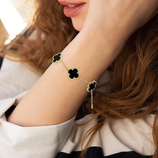 LUCKY CLOVER BRACELET BLACK