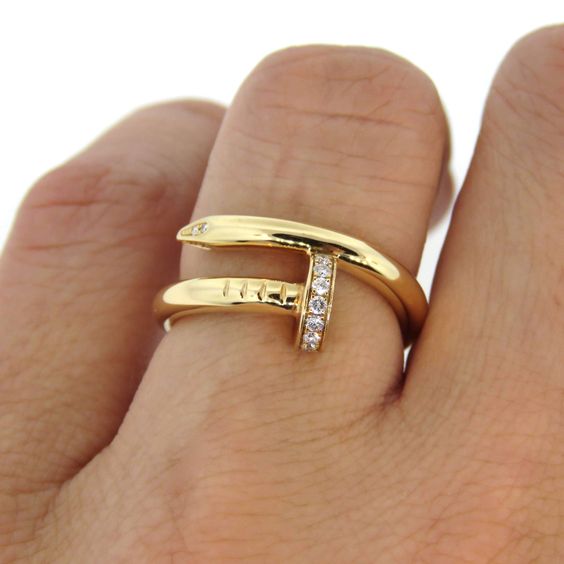 DELUXE NAIL RING GOLD