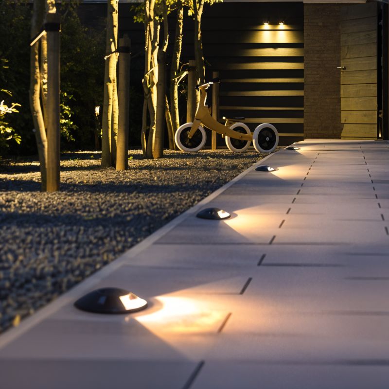 Damara Outdoor In-Ground Light