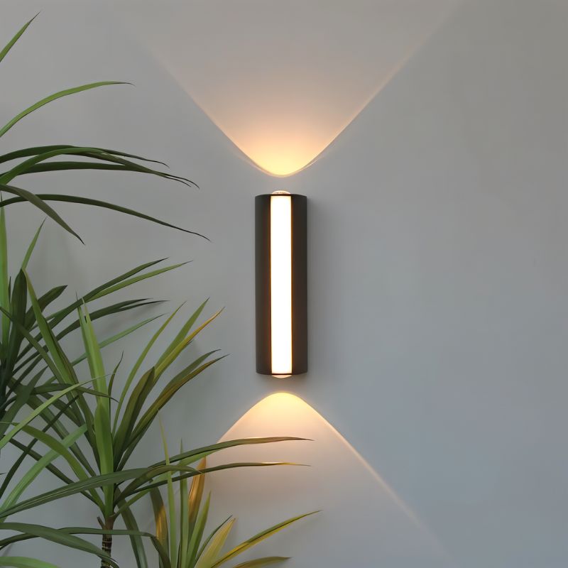 Erhan Outdoor Wall Lamp