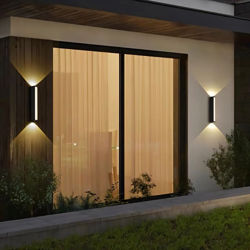 Erhan Outdoor Wall Lamp