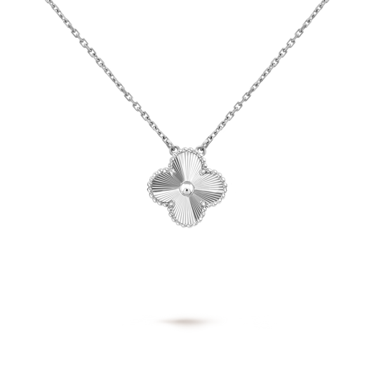 LAVISH CLOVER NECKLACE - SILVER