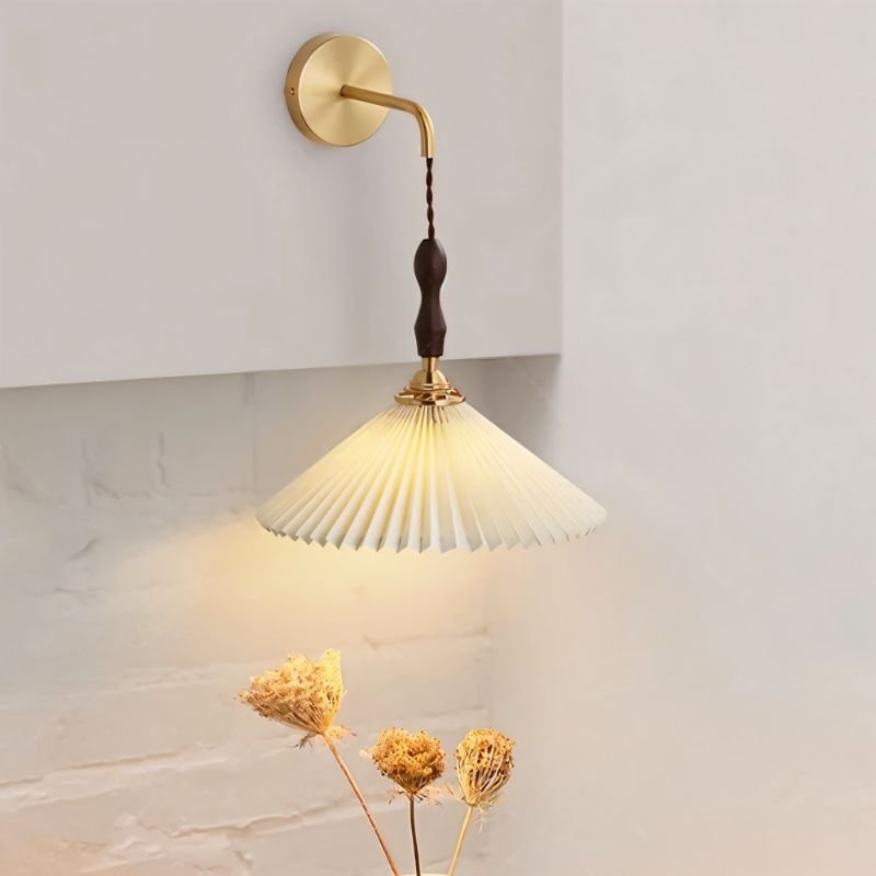 Gavros Wall Lamp