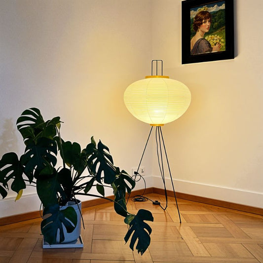 Guro Floor Lamp