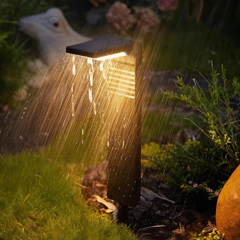 Lyv Outdoor Garden Lamp