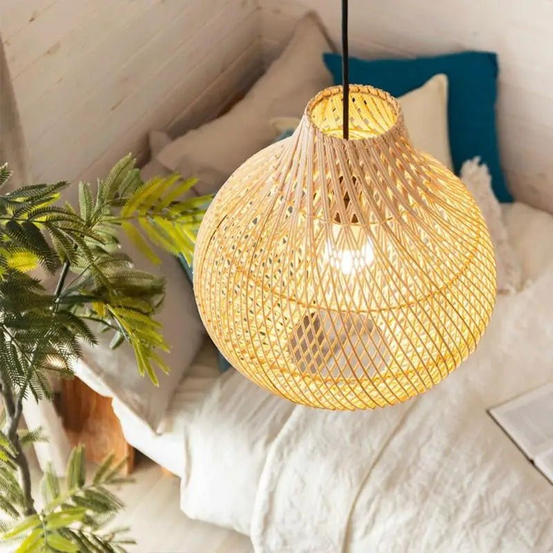 Saliti Pendant Light