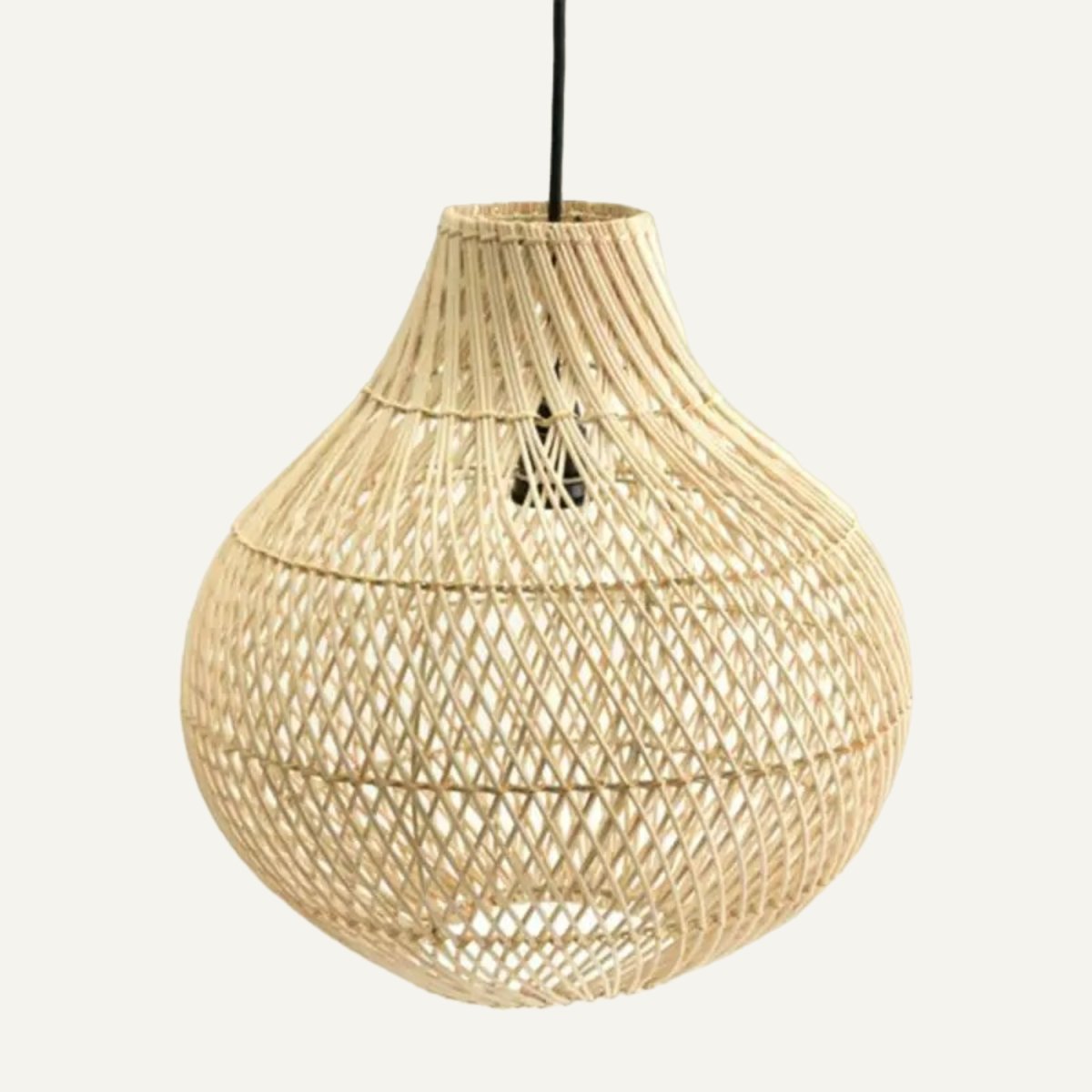 Saliti Pendant Light